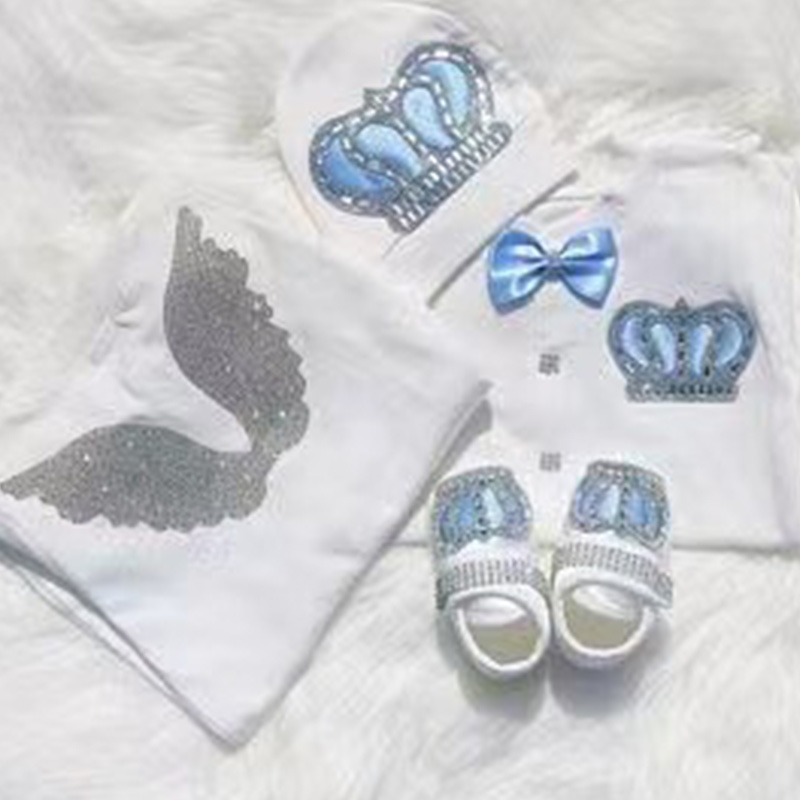Комплект из 4 предметов: комби – обзор и цена Baby Clothing Name