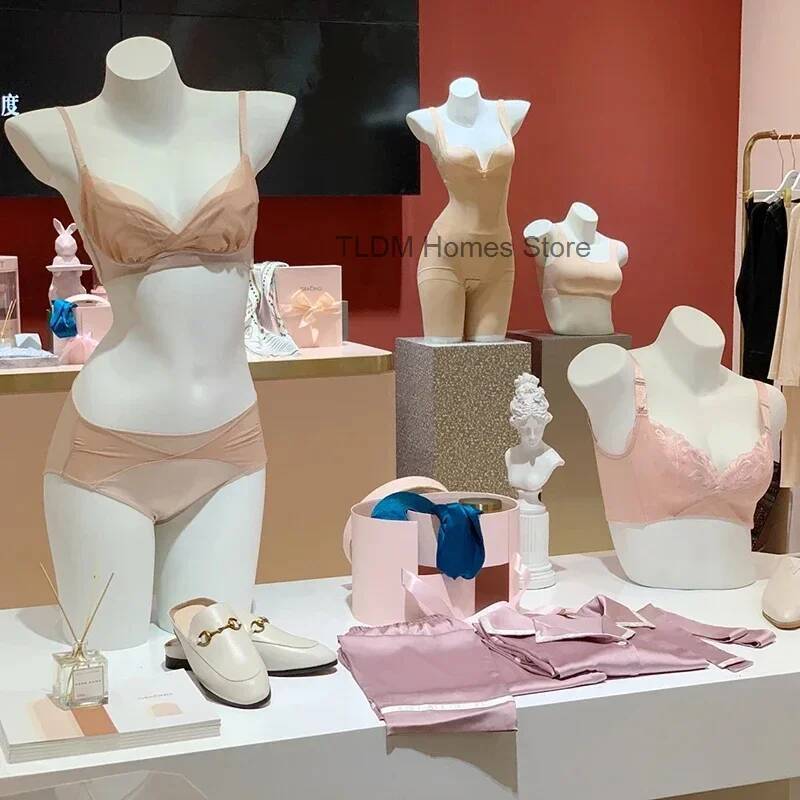 Полудлинное нижнее белье, мане – обзор и цена Baby Clothing Display Stand